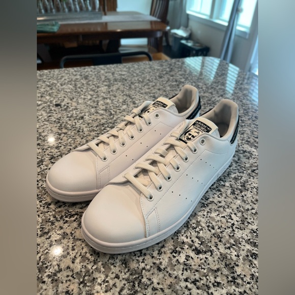 Adidas x Parley, Stan Smith Collaboration, Men’s Size 12, Brand New Condition 🤍 - Picture 6 of 10